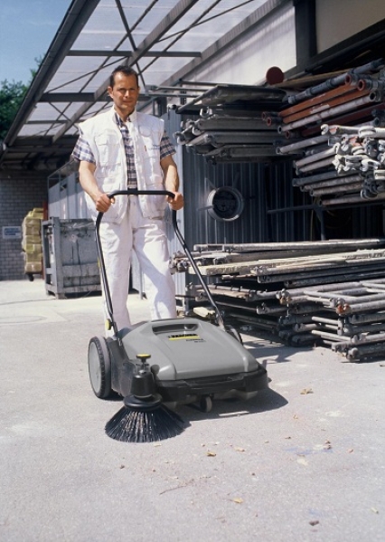 подметальная машина karcher km 70/20 c подметальные машины Karcher