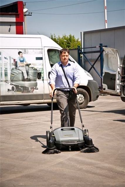 подметальная машина karcher km 70/20 c 2sb подметальные машины Karcher